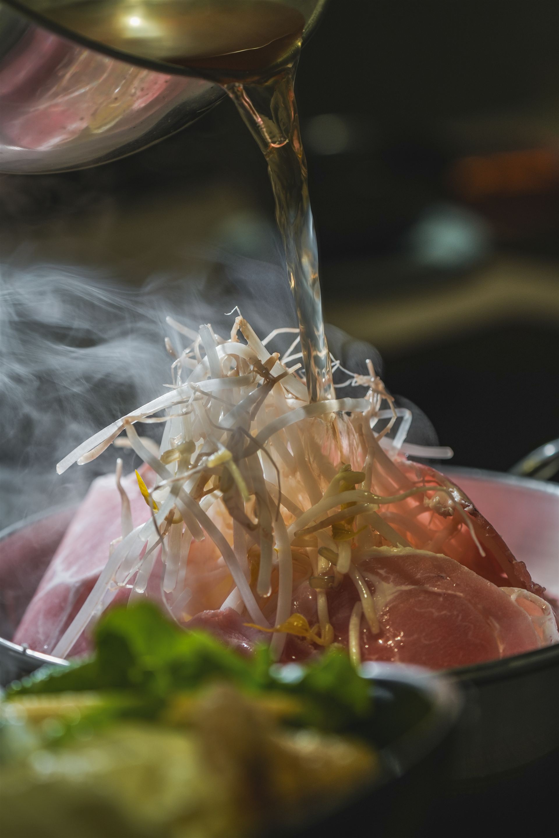 川魚堂深夜美食 - 手工丸與嚴選優質牛肉片火鍋餐點